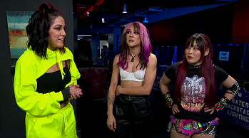 Team Kick Source | The Tales of Dakota Kai & Evie | Dakota Kai Fansite ...